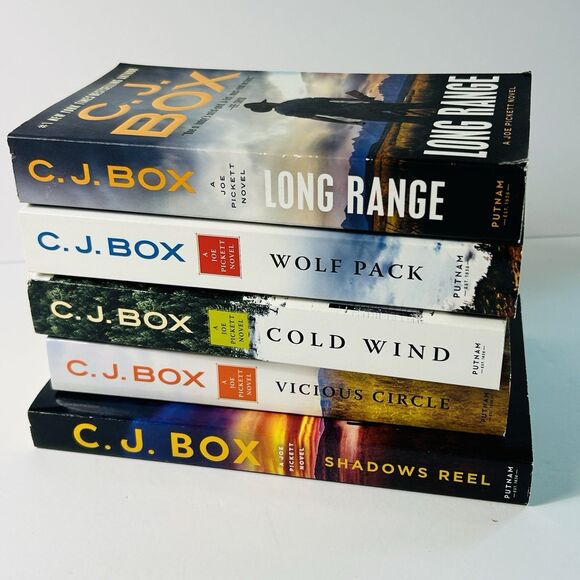 CJ Box Book Lot of 5 Joe Pickett Series PB 11 17 19 20 22 Western Mystery - Picture 2 of 8